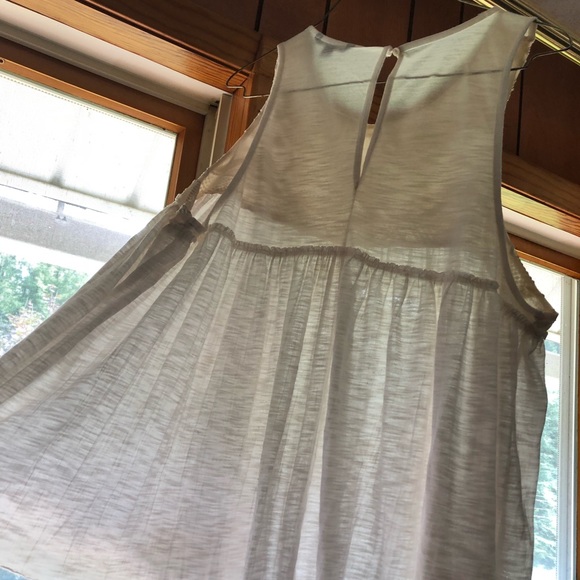 American Eagle embroidered tank top - Picture 3 of 4